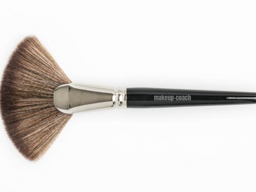 Grosser Fächerpinsel für Entfernen von Lidschatten Fallout – makeup-coach
