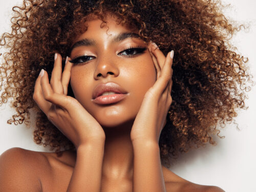 Make-up Coaching für unterschiedliche Hauttöne – Multikulturelle Beauty-Inspirationen professionell umsetzen