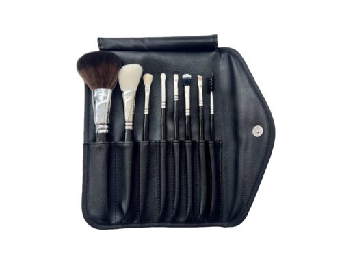 Gefüllte Make-up-Pinseltasche von makeup-coach mit 8 Profi-Pinseln für Gesicht und Augen – inkl. Puder-, Rouge-, Concealer- und Augenpinsel