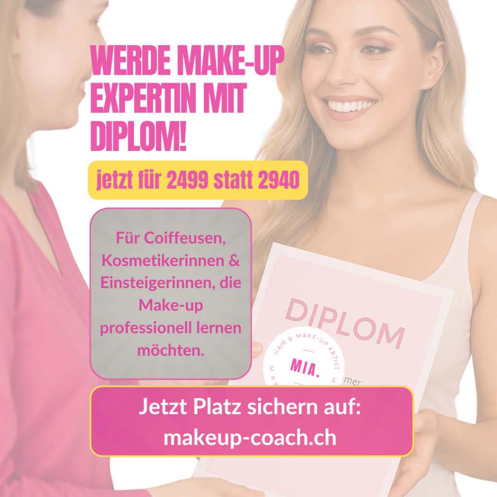 Strahlende Teilnehmerin hält Diplom, Text „Werde Make-up Expertin mit Diplom – jetzt für 2499 statt 2940“, mit Hinweis auf Coiffeusen, Kosmetikerinnen und Einsteigerinnen.