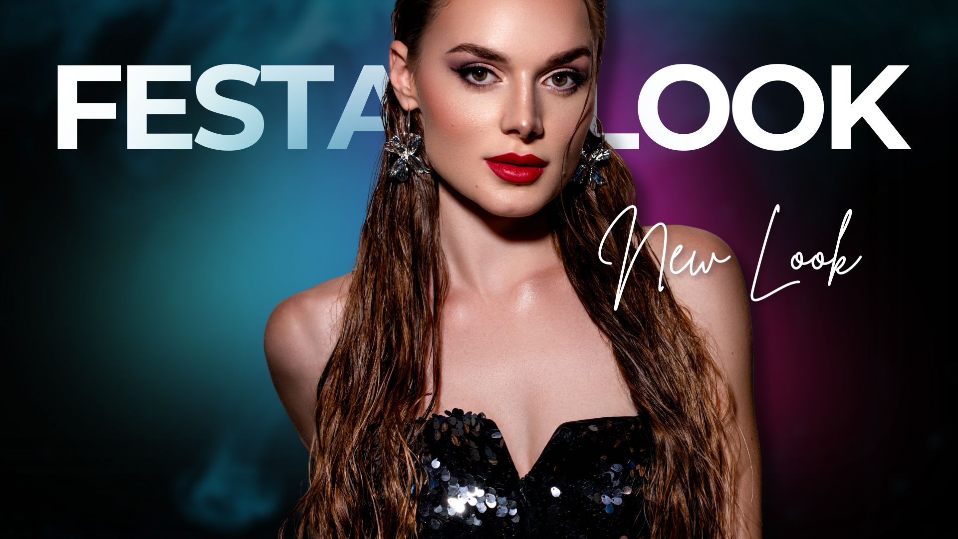 Headerbild mit festlichem Make-up Look, glänzendem Wet-Hair-Styling, leuchtendem Teint, Smokey Eyes und rotem Lippenstift, als Editorial Beauty Banner gestaltet.