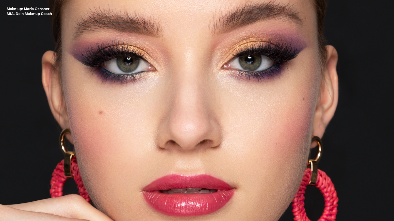 Professionelles Beauty-Make-up mit Fokus auf Augen und Lippen – Make-up Expert Ausbildung von Maria Ochsner